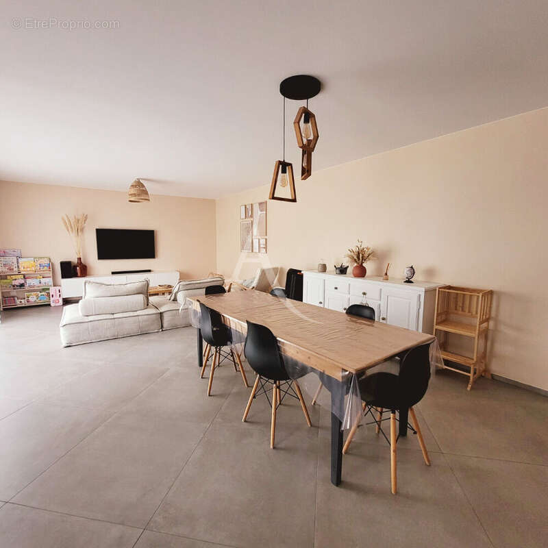 Maison à LA BOISSIERE-DES-LANDES