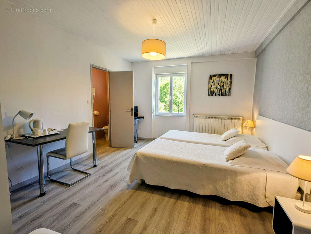 Appartement à CEILHES-ET-ROCOZELS