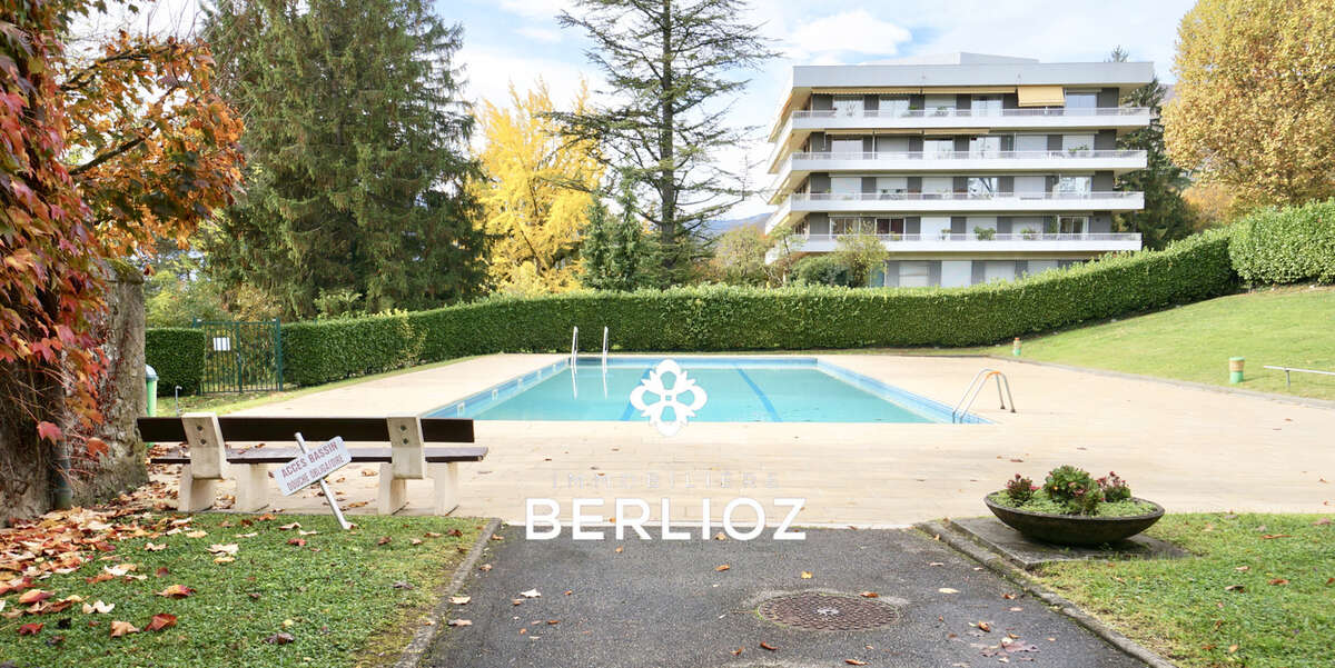 Appartement à MEYLAN