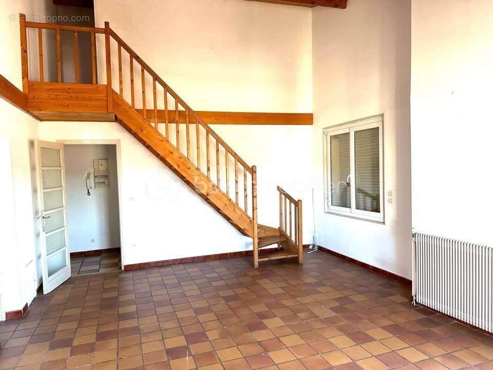 Appartement à LEVIGNAC
