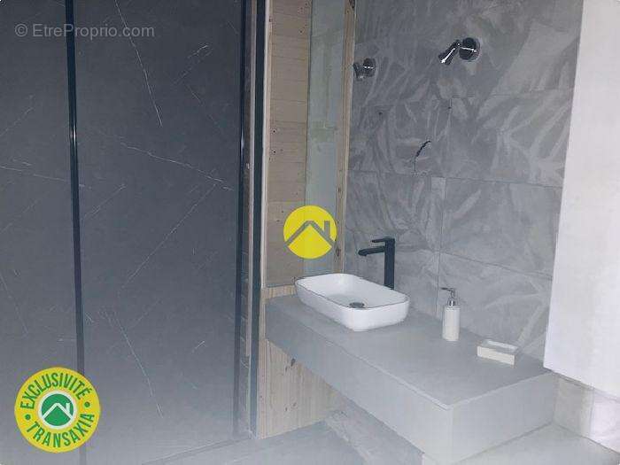 Maison à LES AIX-D&#039;ANGILLON