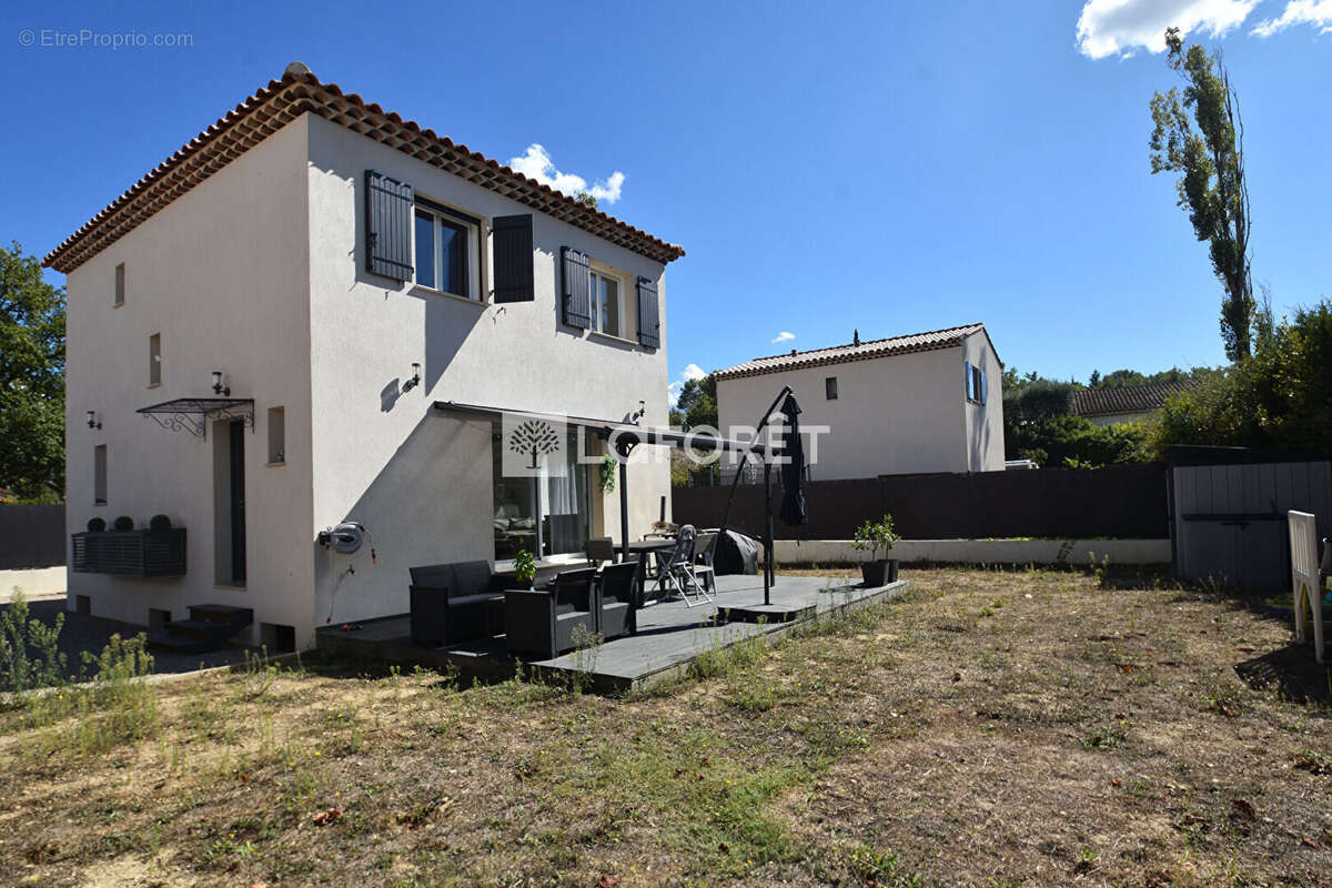 Maison à FAYENCE