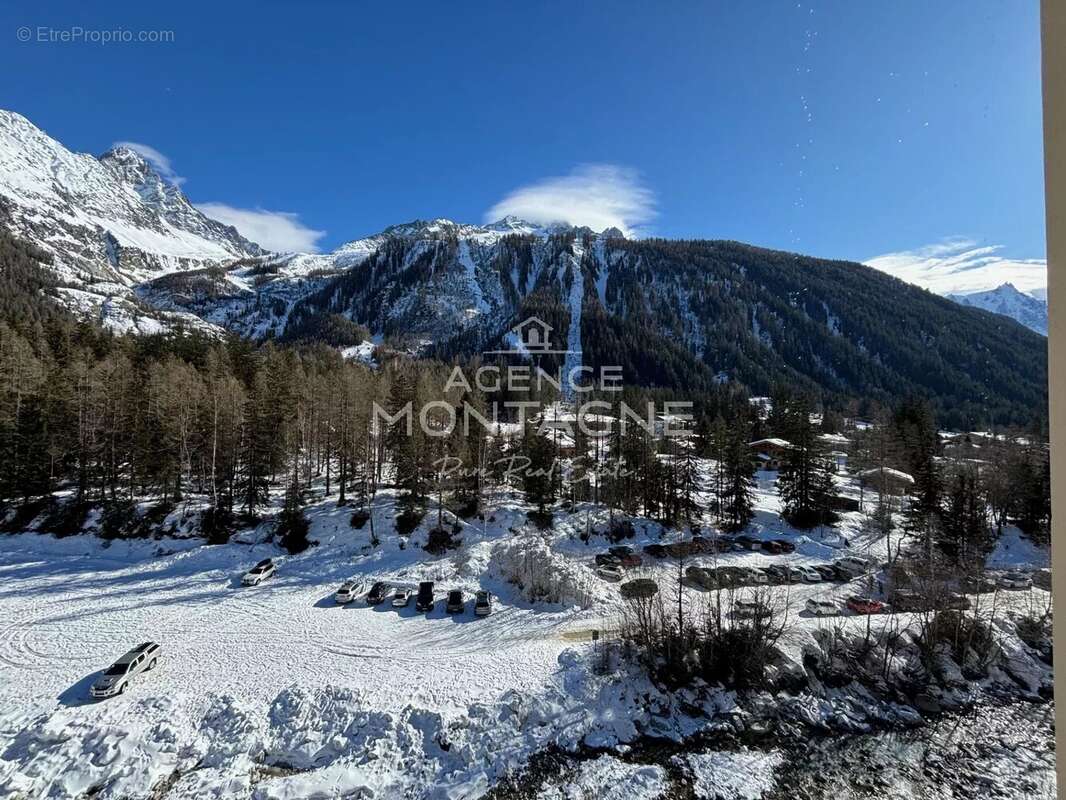 Appartement à CHAMONIX-MONT-BLANC