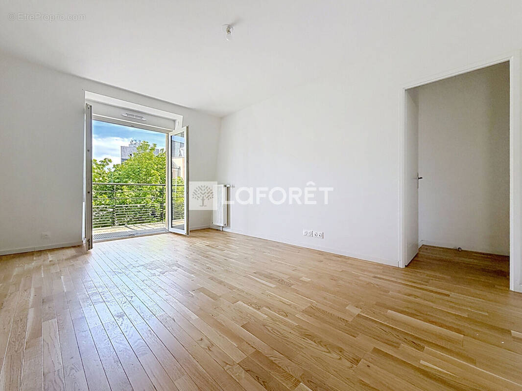 Appartement à VERNEUIL-SUR-SEINE