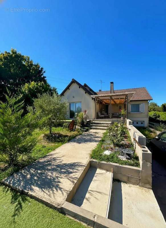 Maison à MIGNE-AUXANCES