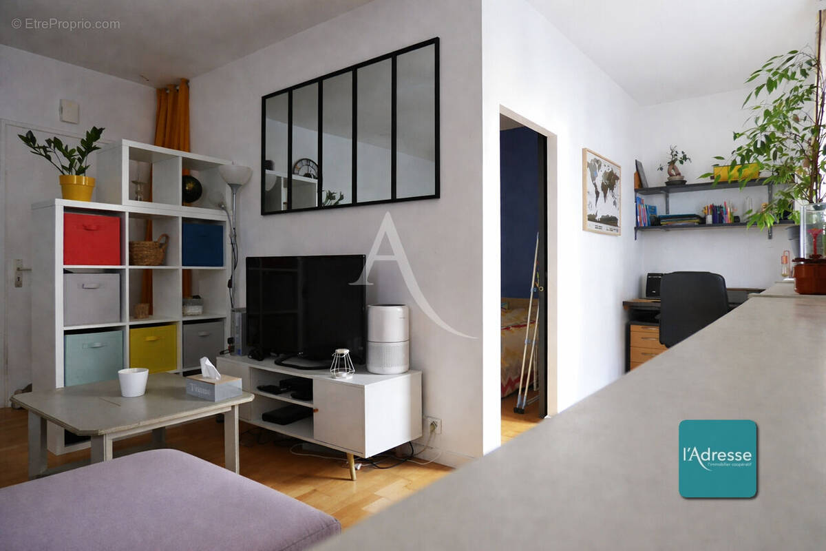 Appartement à CHARENTON-LE-PONT