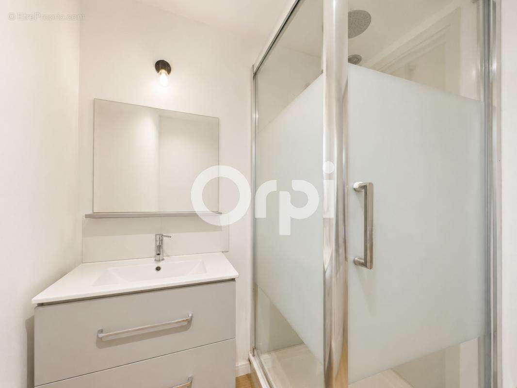 Appartement à MONTAUROUX