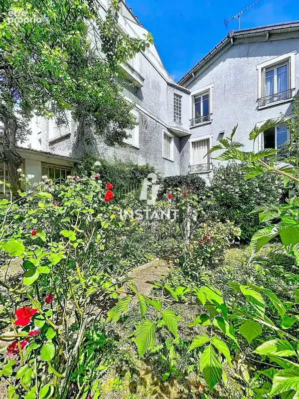 Façade