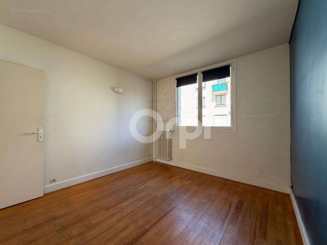 Appartement à SAINT-MAUR-DES-FOSSES