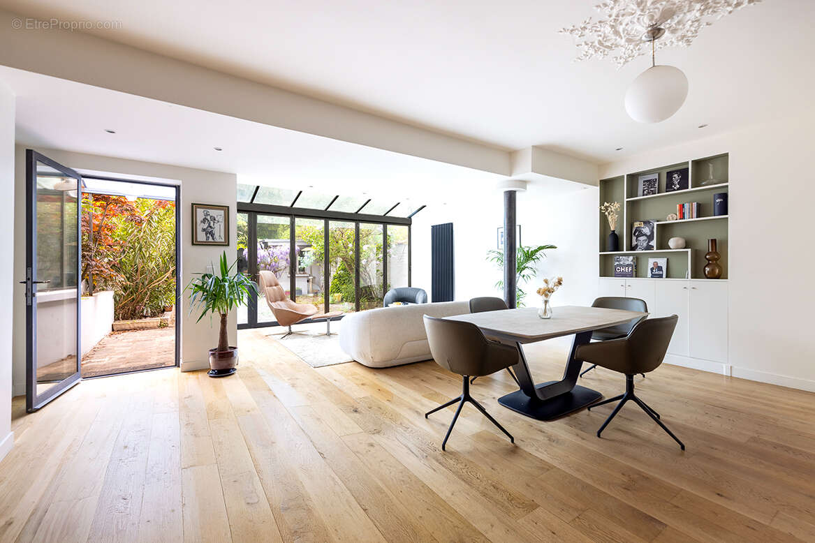 Maison à ASNIERES-SUR-SEINE