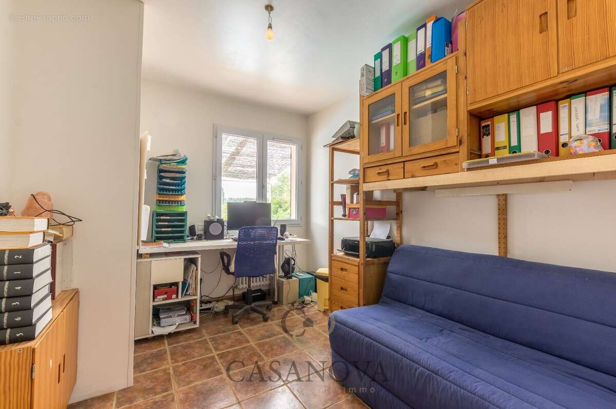 Maison à COMBAILLAUX