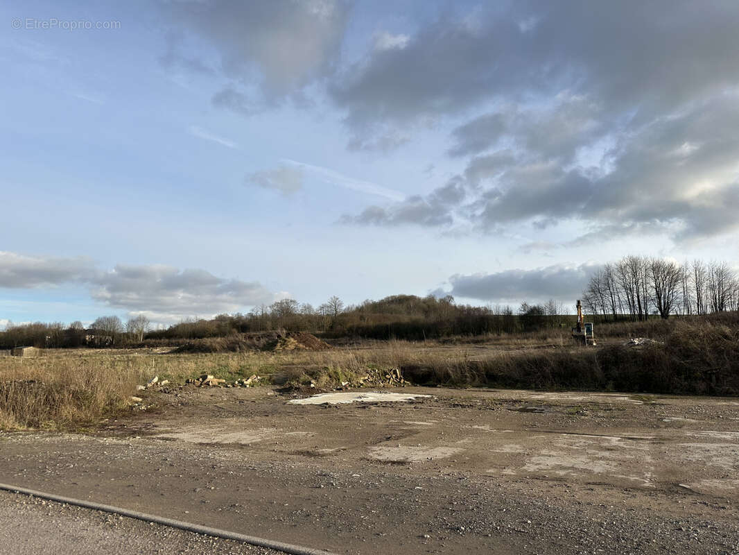 Terrain à PIBLANGE
