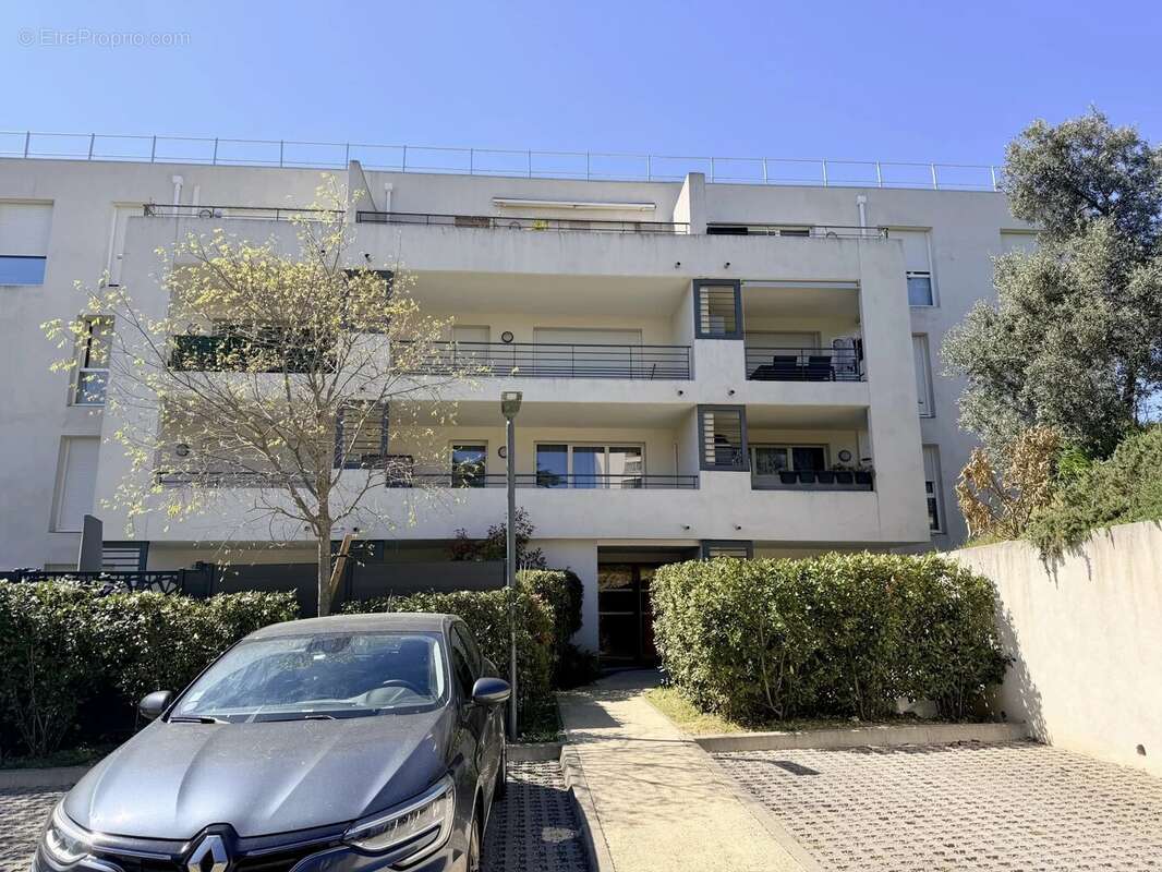 Appartement à MARSEILLE-13E