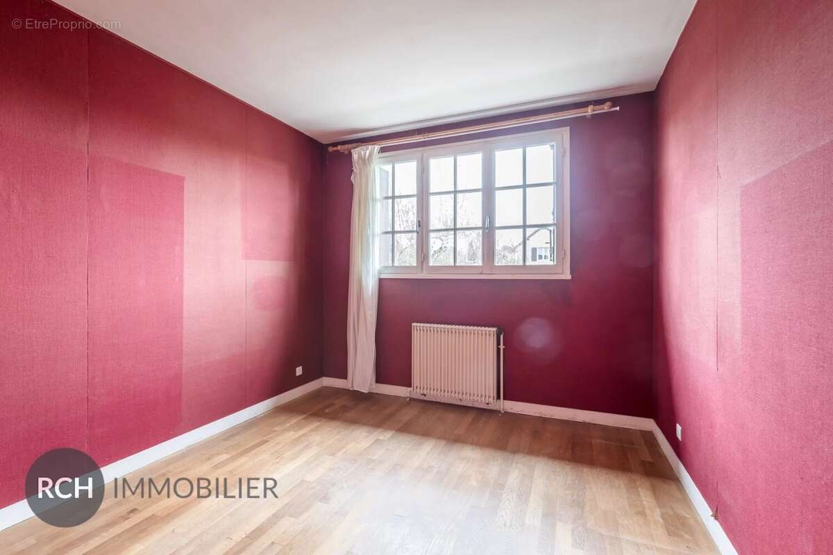 Maison à MONTFORT-L'AMAURY