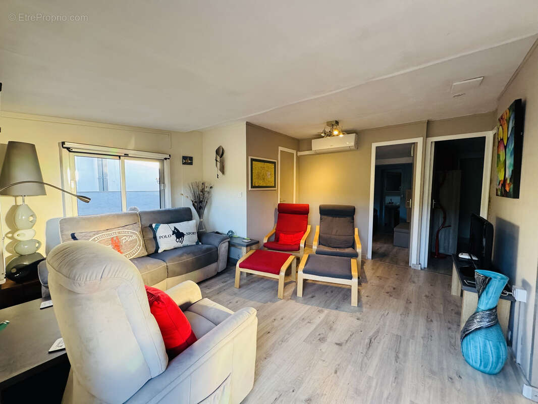 Maison à BORMES-LES-MIMOSAS