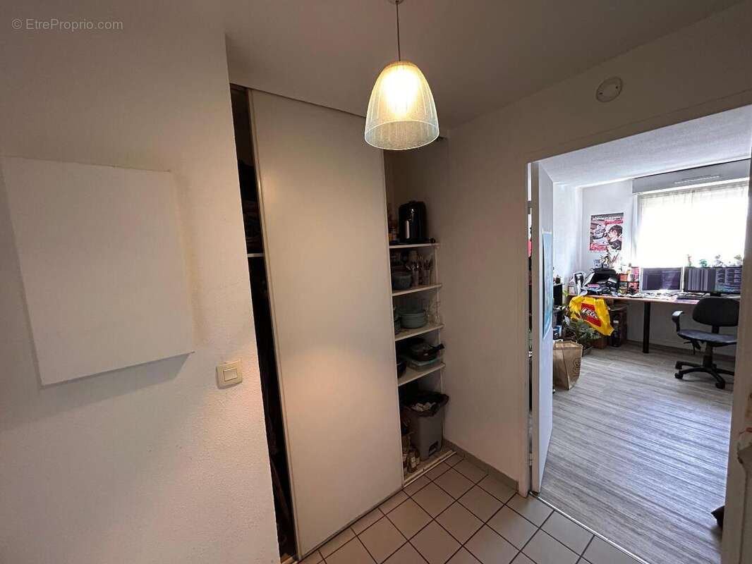 Appartement 24 m² à Villeurbanne  - photo 8