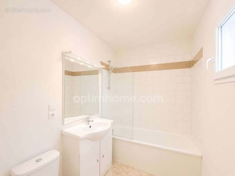 Appartement à EQUEMAUVILLE