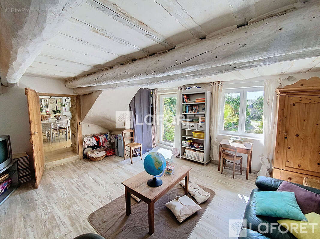 MAGIQUE - Mas provençal, 224m² + dépendances, jardin, piscine - photo 10