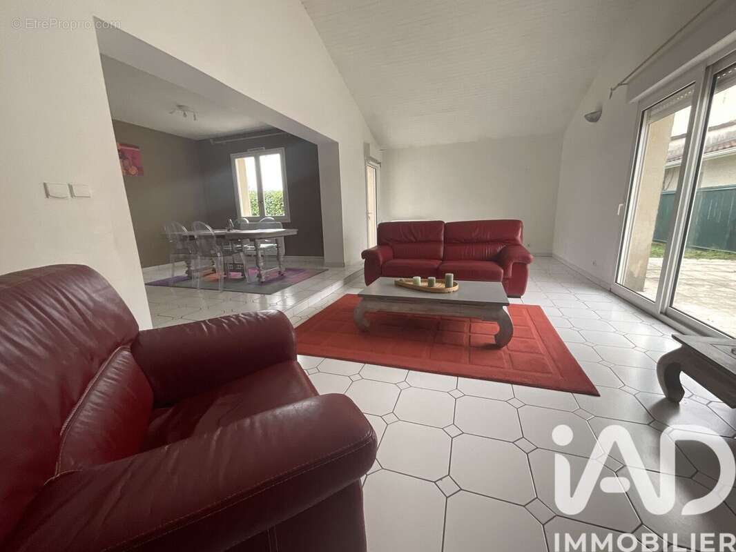 Maison 120 m² à Ludon-Medoc  - photo 2