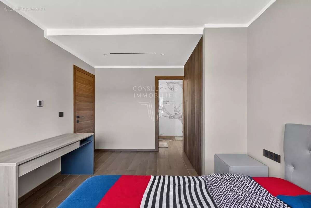 Valbonne. luxueuse villa contemporaine - photo 16