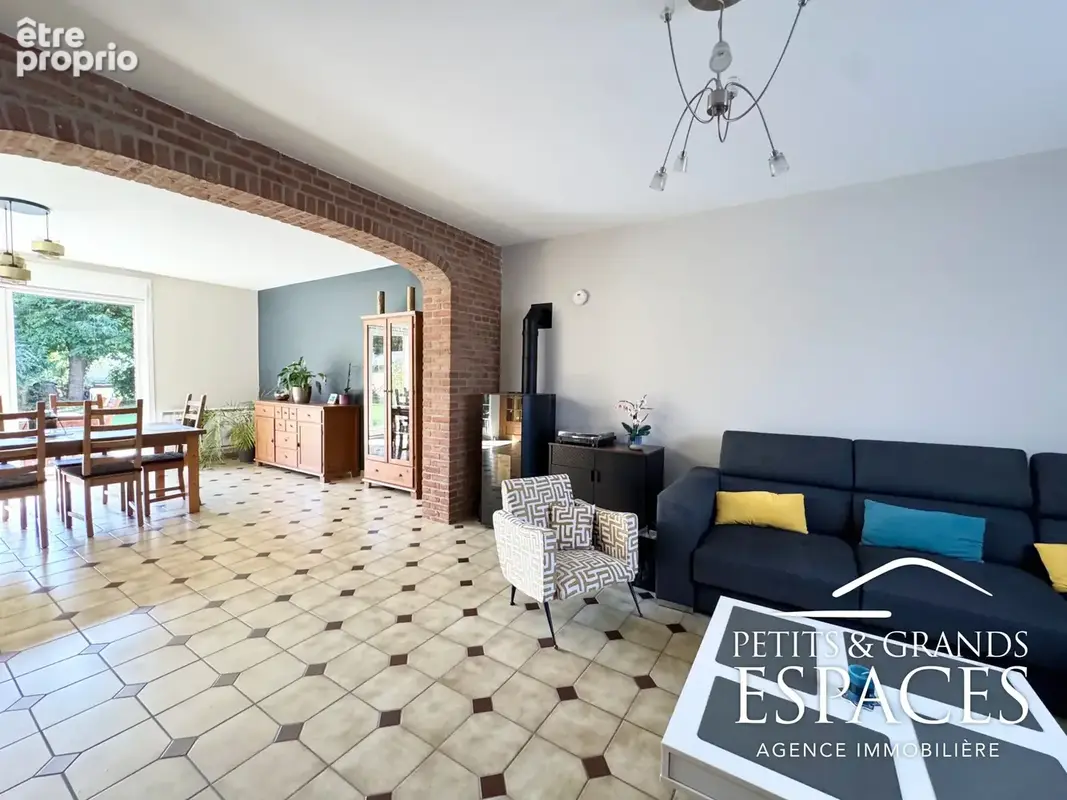 Maison familiale de 170 m2 en semi-plain-pied, 4 chambres et sous-sol complet - photo 8