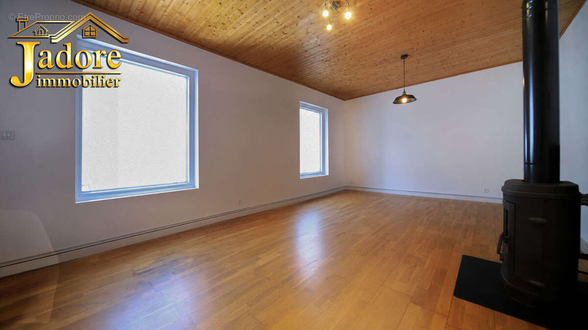 Appartement f3 1er etage - photo 5