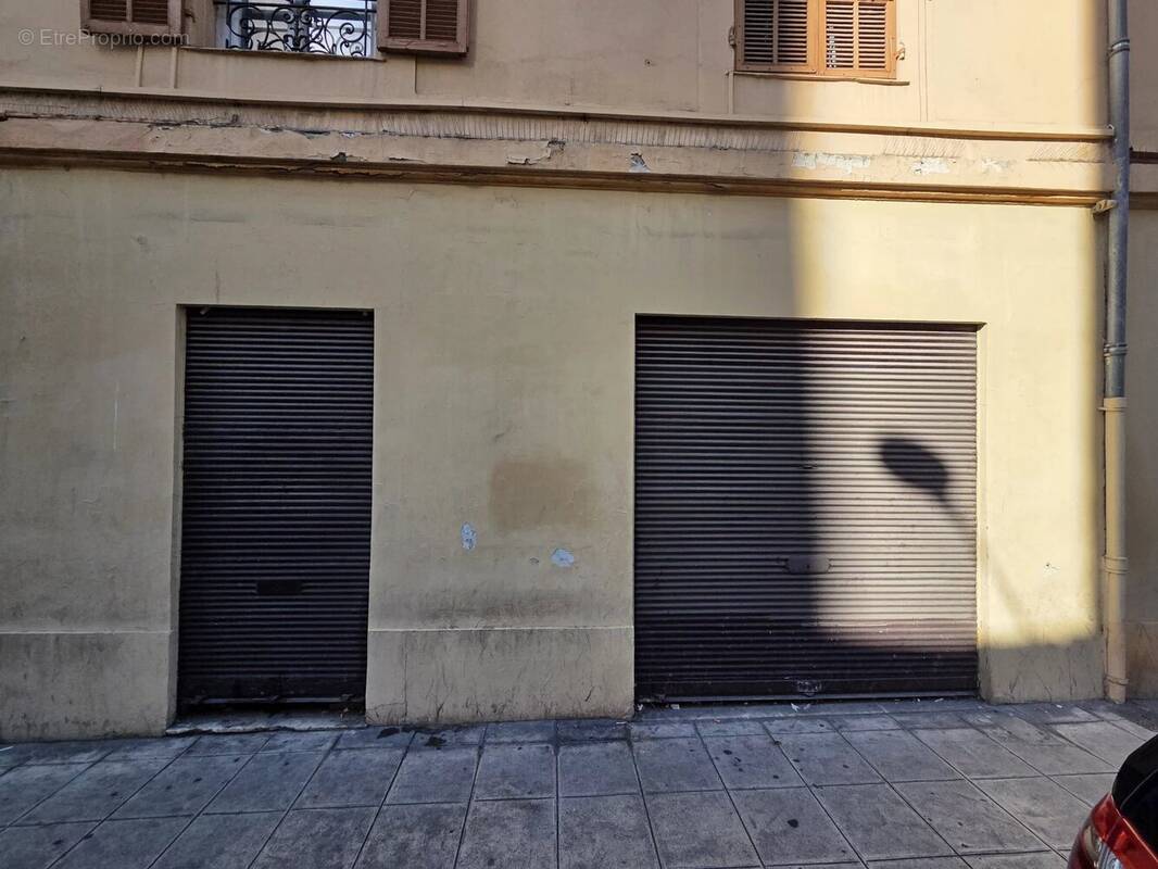 Commerce à NICE