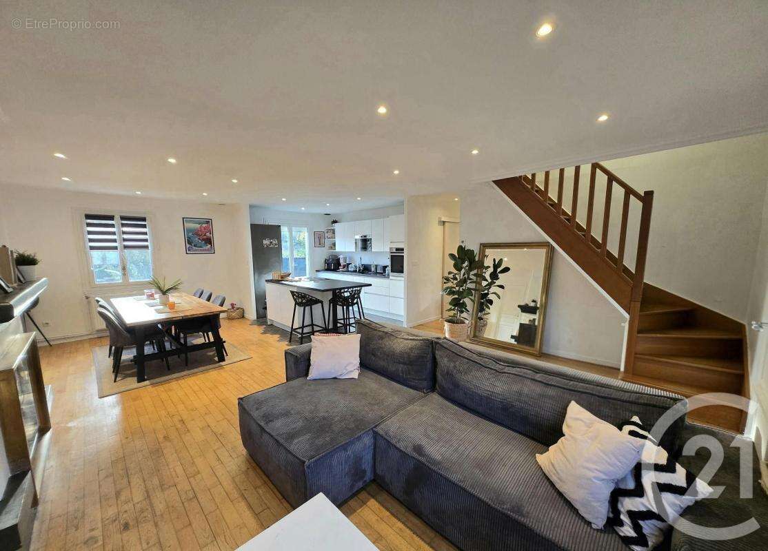 Maison à BRENOUILLE