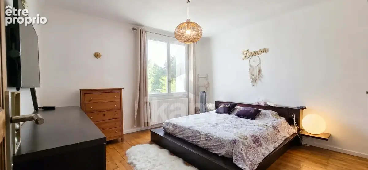 Maison familiale de 127 m2 avec 4 chambres, garage et atelier - photo 6
