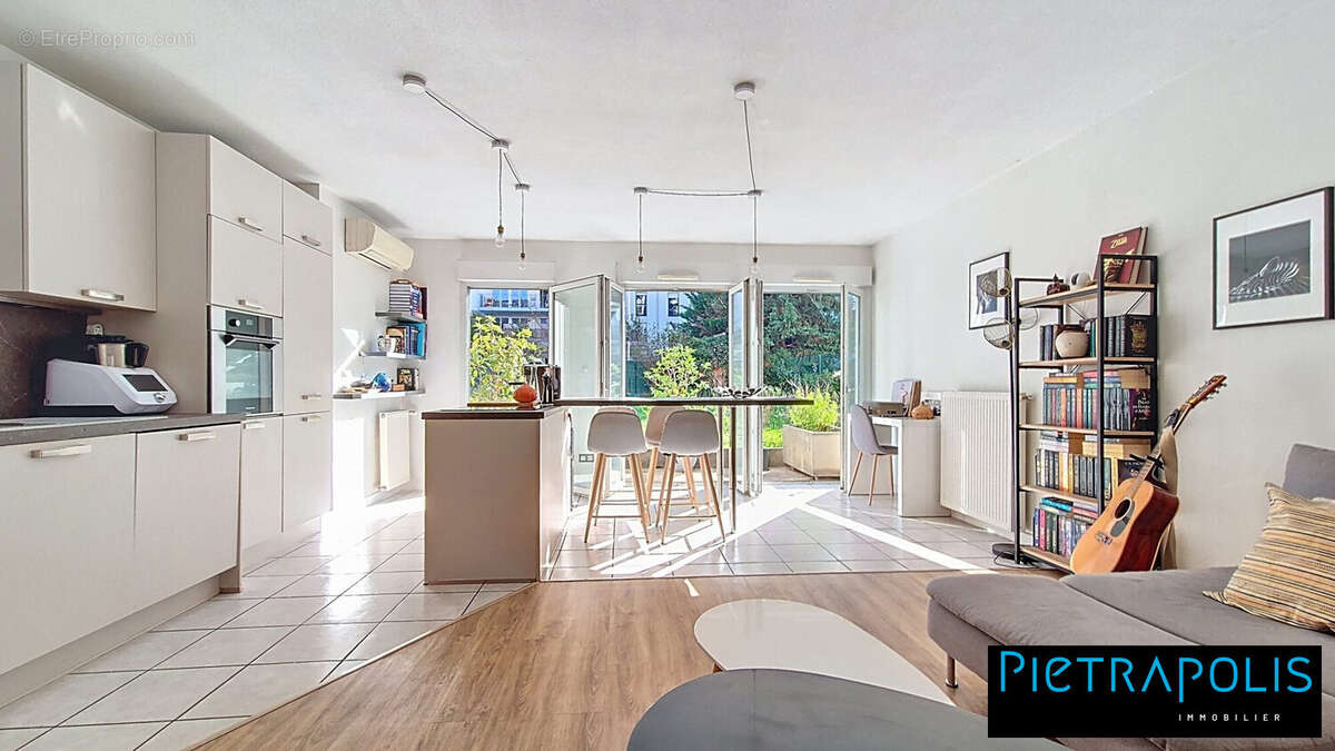 Appartement à LYON-7E