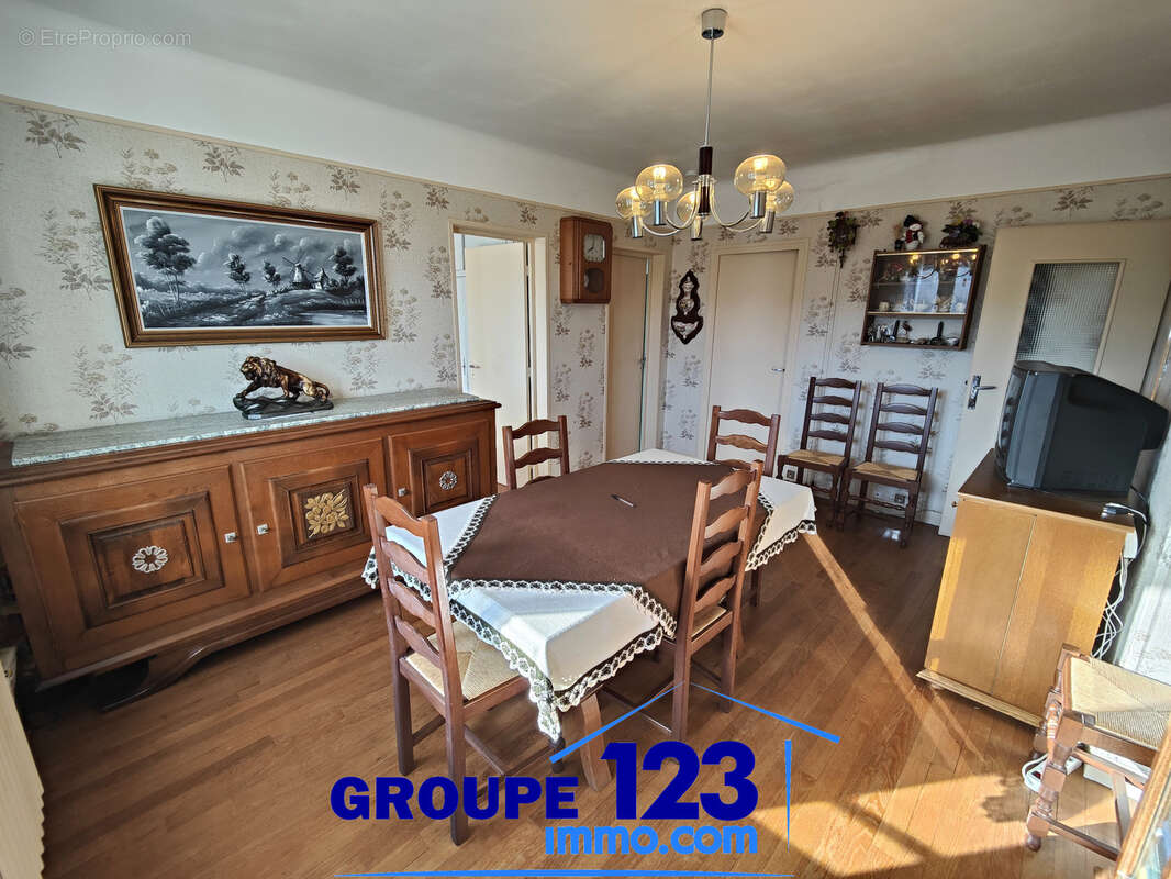 Maison à MIGENNES