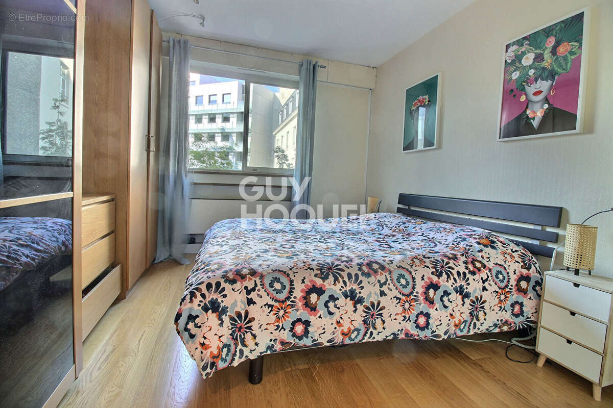 Appartement à PARIS-9E