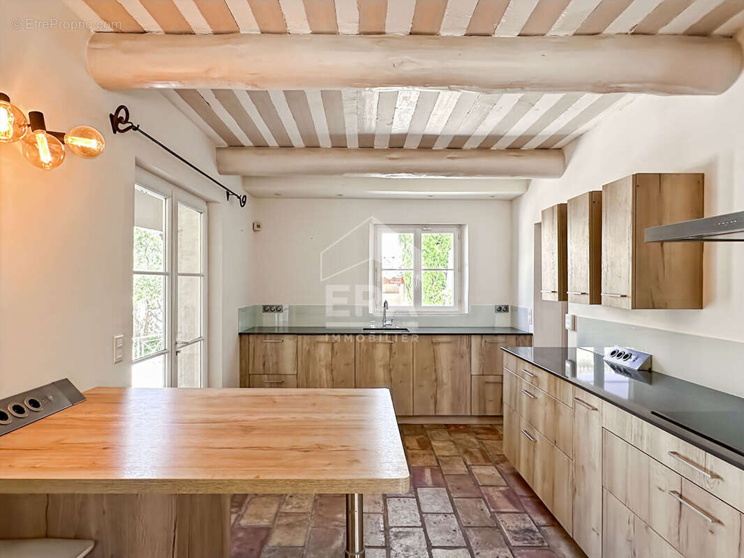 Maison à MAUSSANE-LES-ALPILLES