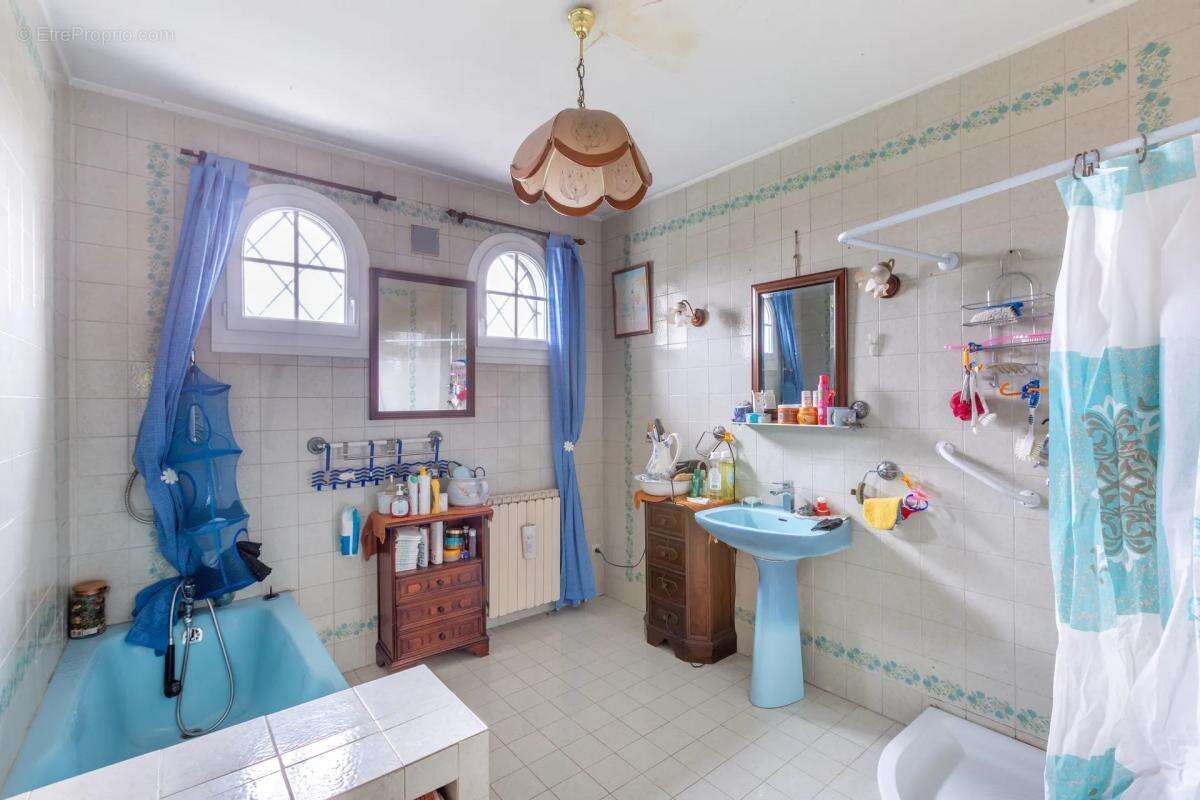 Maison à VENISSIEUX