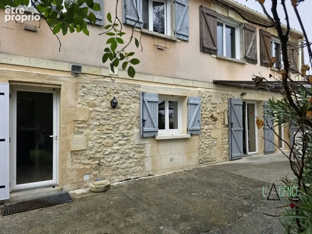 Maison 5 pièces 130 m² à vendre à Saint-Martin-Lacaussade (33390) - photo 2