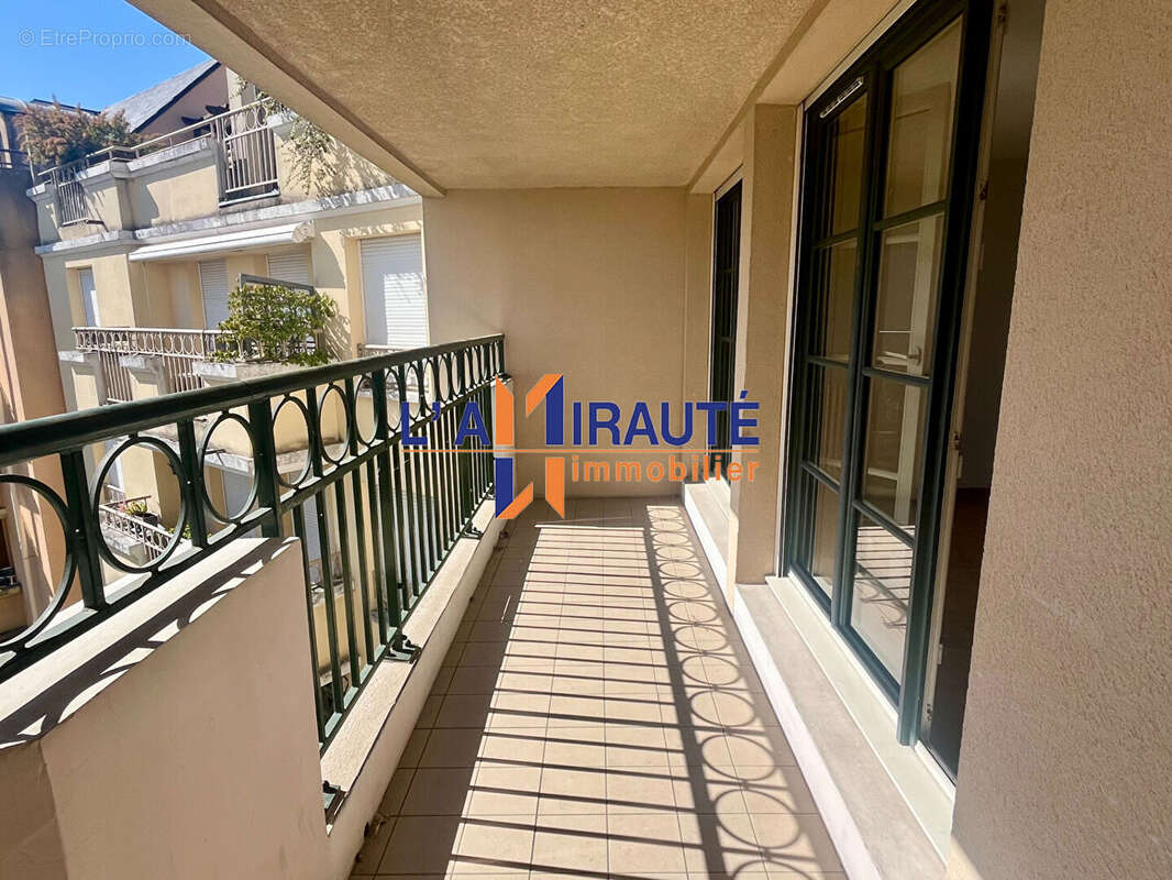 Appartement à MAISONS-LAFFITTE