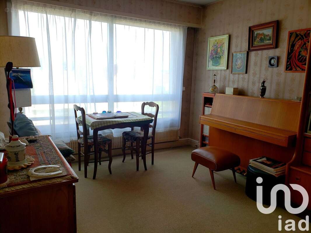 Photo 9 - Appartement à VILLENEUVE-LE-ROI