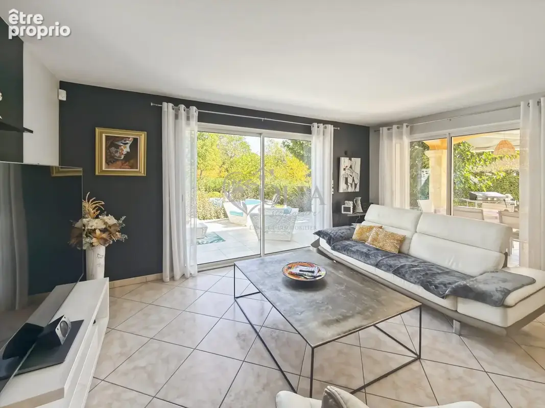 Maison 4 pièces 122 m² à vendre à Montaren-Et-Saint-Mediers (30700) - photo 9