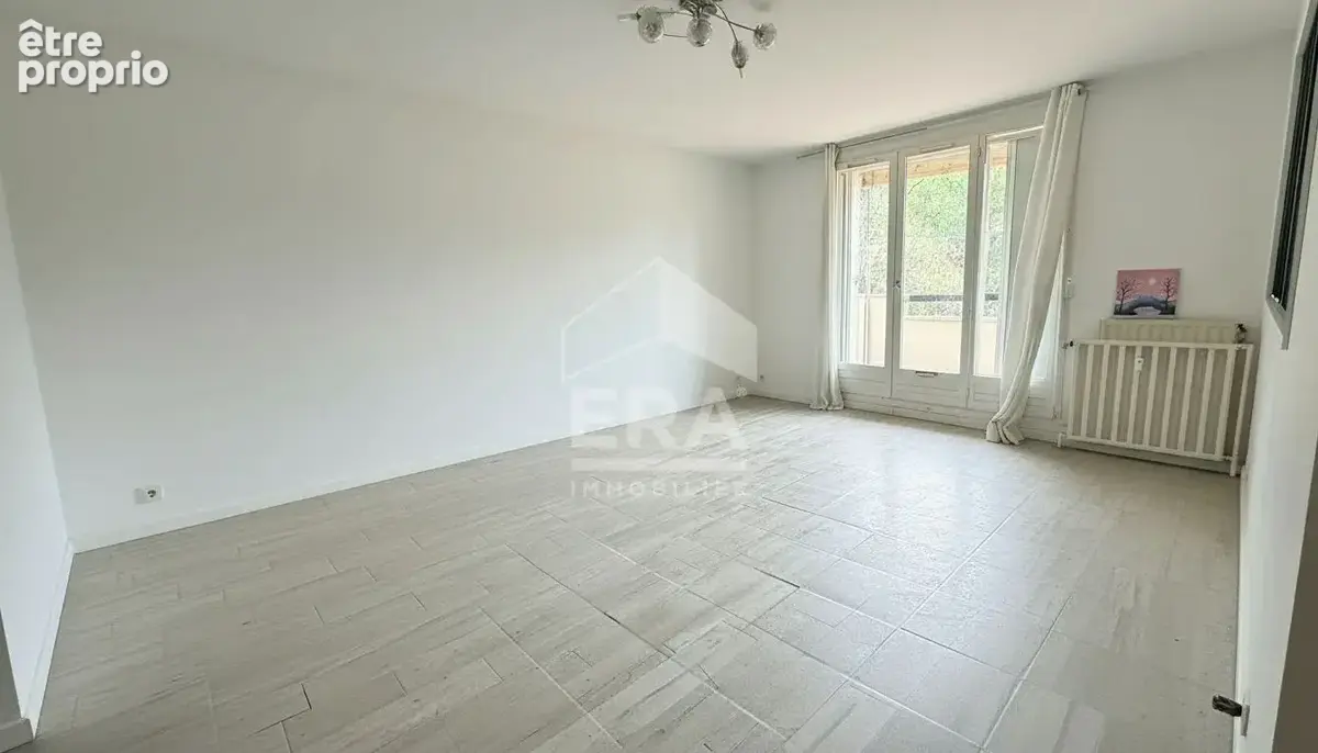 Appartement à EVRY
