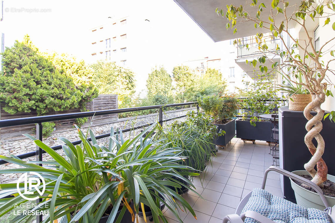 Appartement à COLOMBES