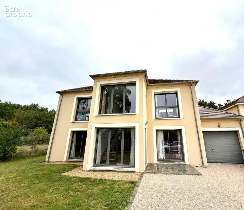 Maison à RAMBOUILLET