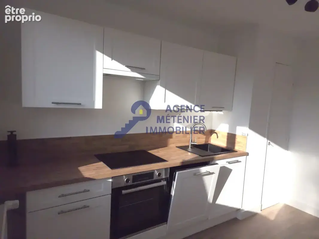 Appartement de 73 m2 au 1er étage avec cave et stationnement - entierement renove - photo 6