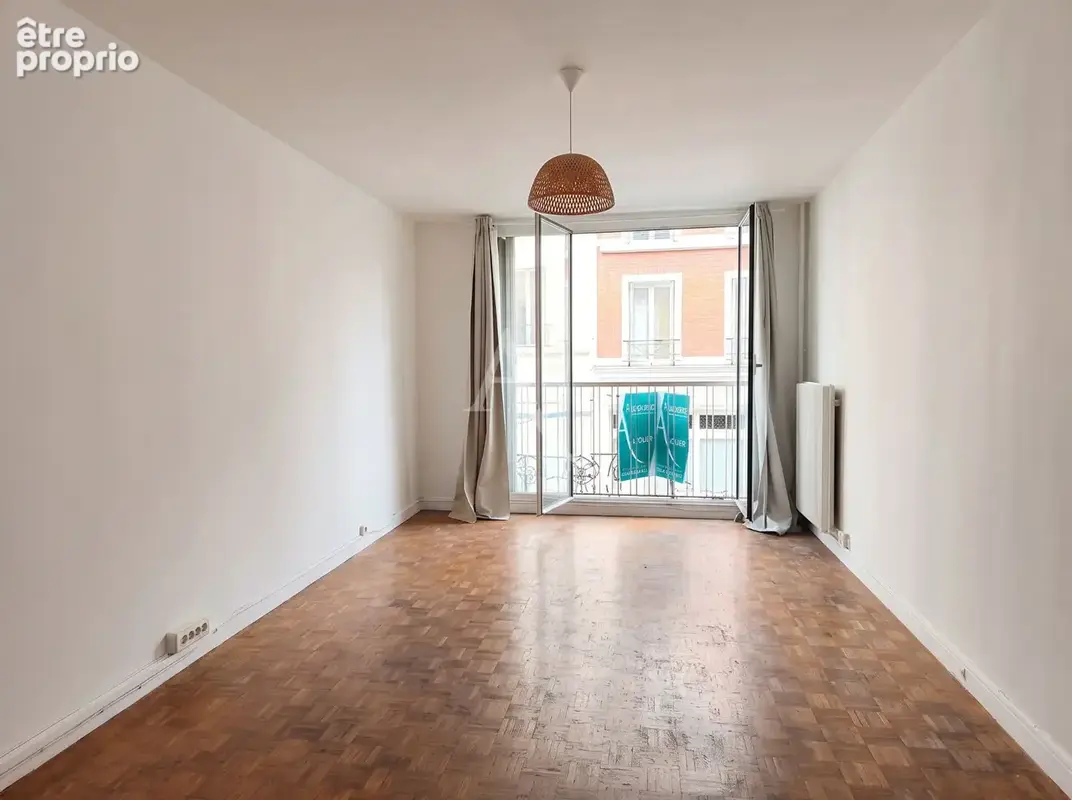 Appartement à PARIS-18E