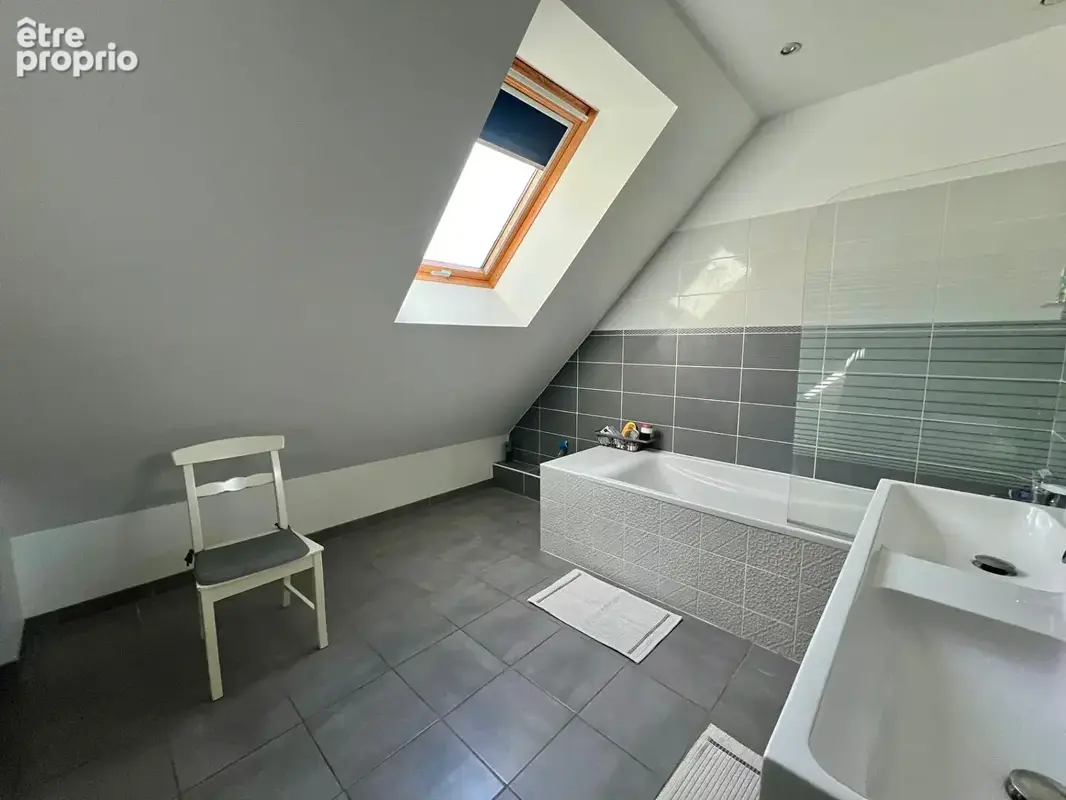 Maison Brie Comte Robert 6 pièce(s) 131 m2 - photo 14