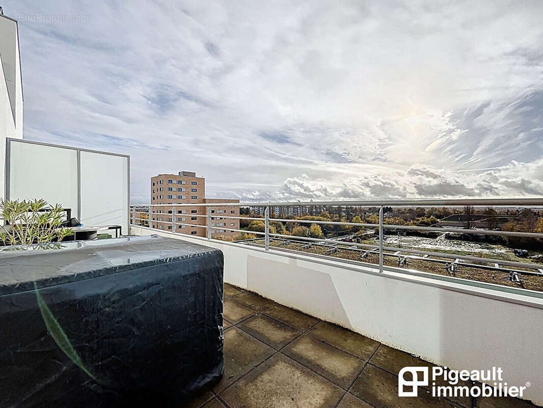 Appartement à SAINT-JACQUES-DE-LA-LANDE