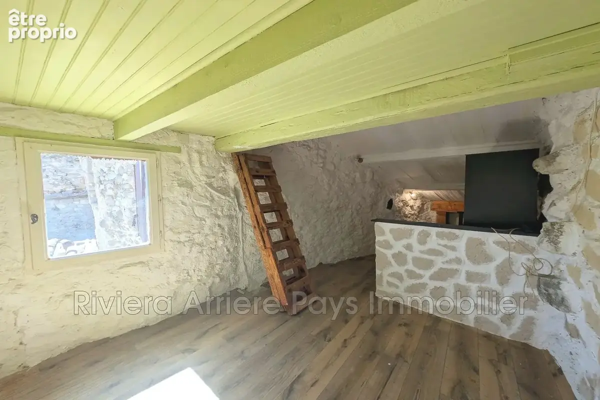 Maison 2 pièces 48 m² à vendre à Le Fugeret (04240) - photo 7