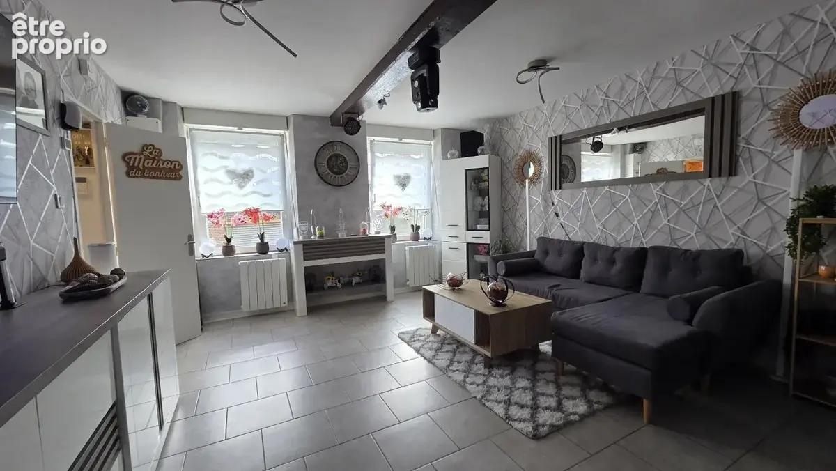 Ensemble immobilier située à Fourmies composé de 4 maisons rénovées et louées, rapport 9 % net - photo 7