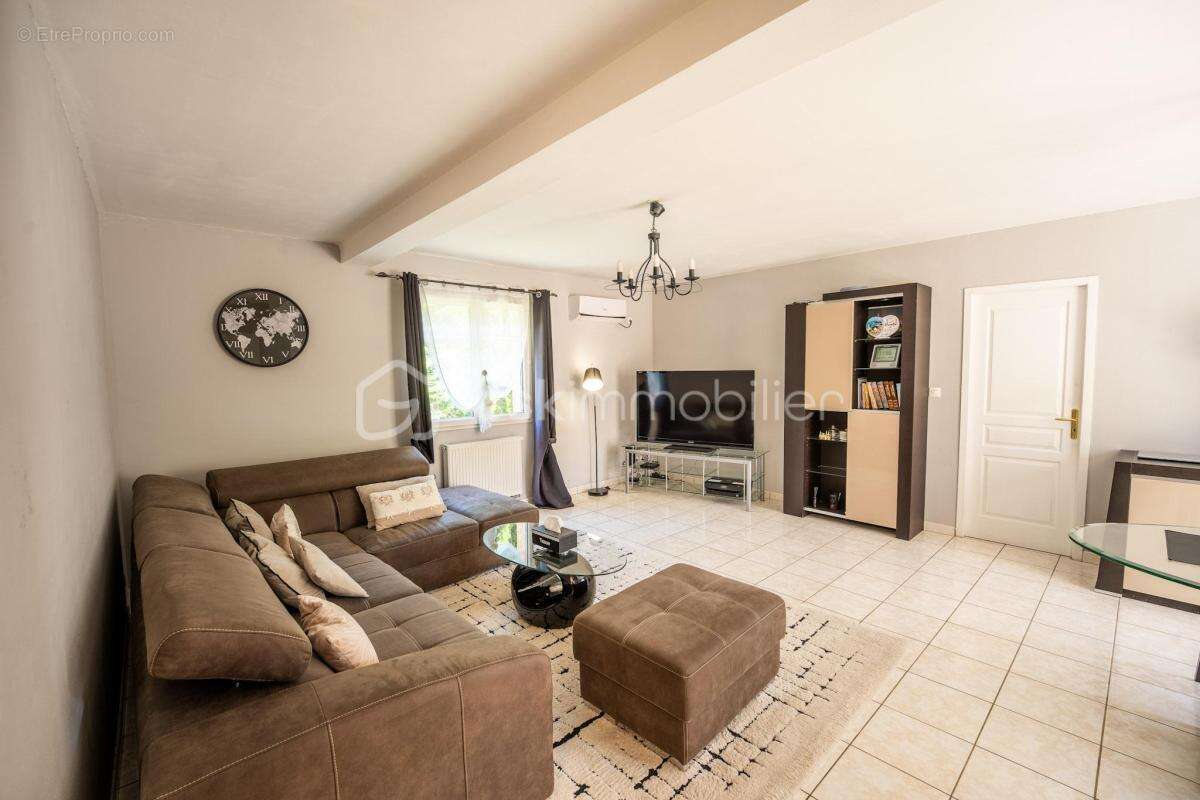 Maison à LA VERPILLIERE