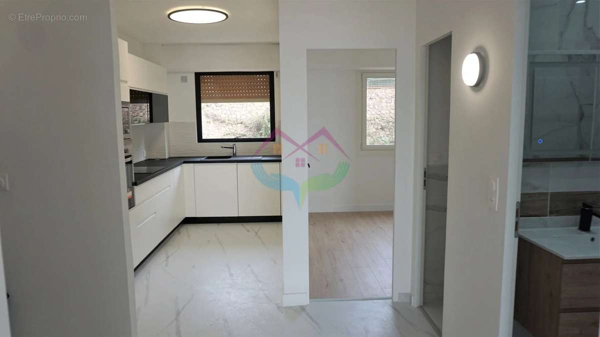 Appartement à SAINT-RAPHAEL