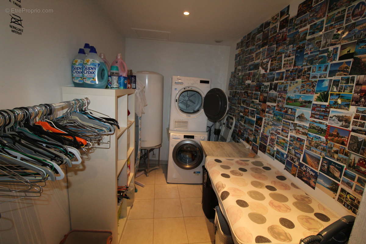 Maison à SAINT-LAURENT-DE-LA-CABRERISSE